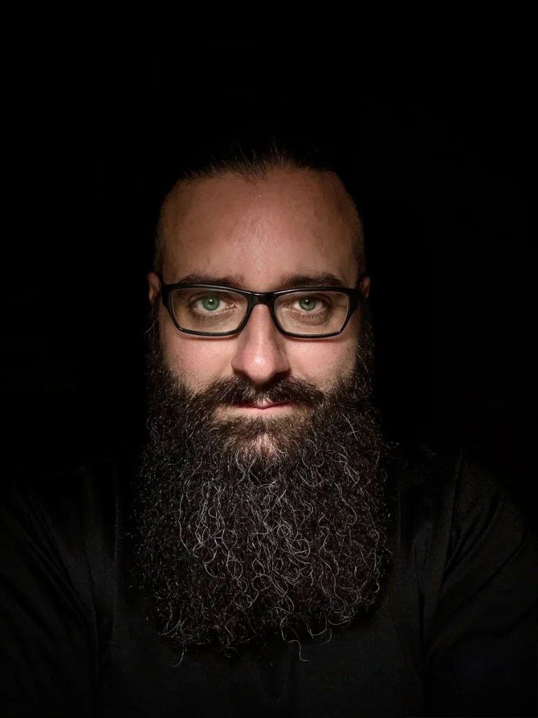 profilo home emanuele secco copywriter social media manager food ristorazione hospitality travel verona punk food copy